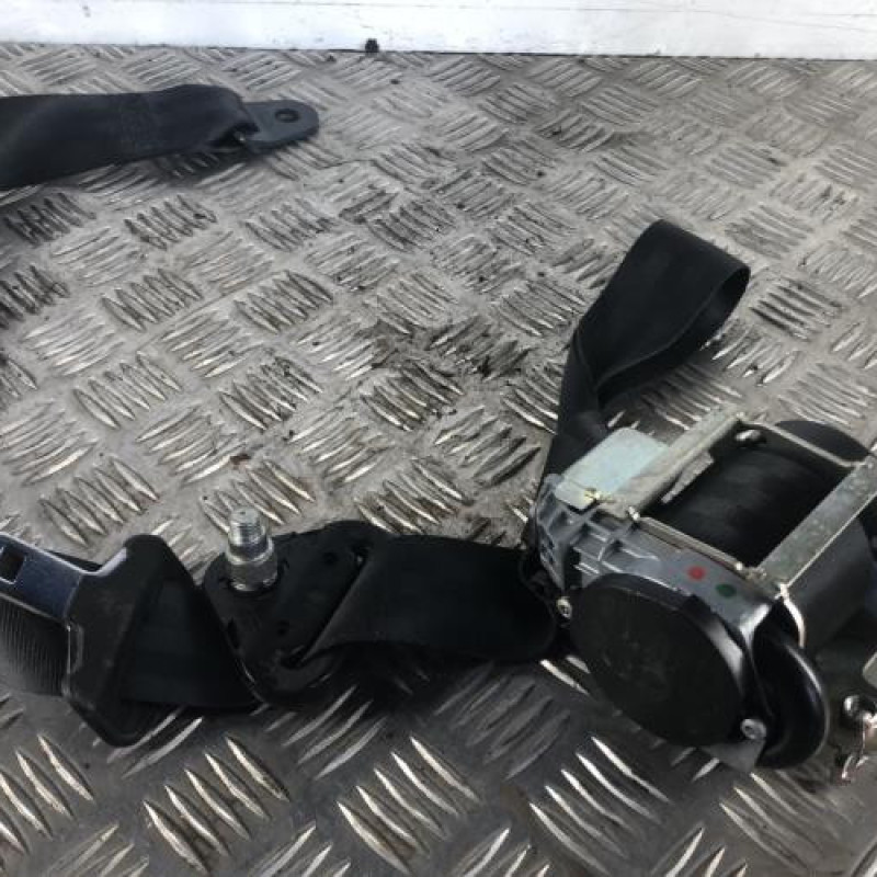 Ceinture avant droit DACIA DUSTER 1 Ceinture avant droit DACIA DUSTER 1