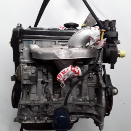 Moteur CITROEN SAXO Photo n°1