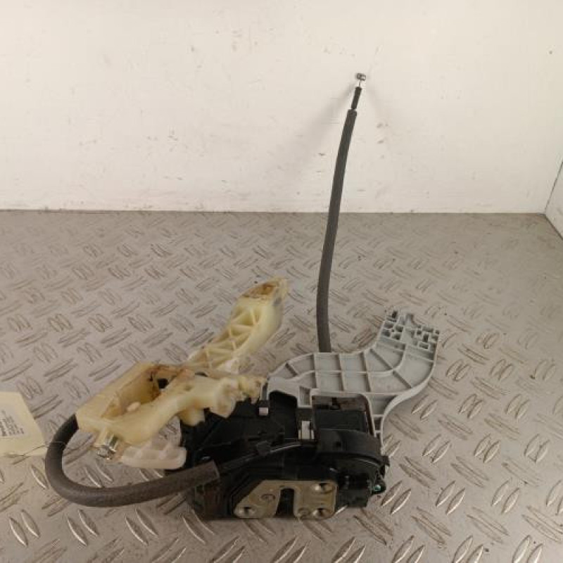 Serrure arriere droit KIA SPORTAGE 3 Serrure arriere droit KIA SPORTAGE 3