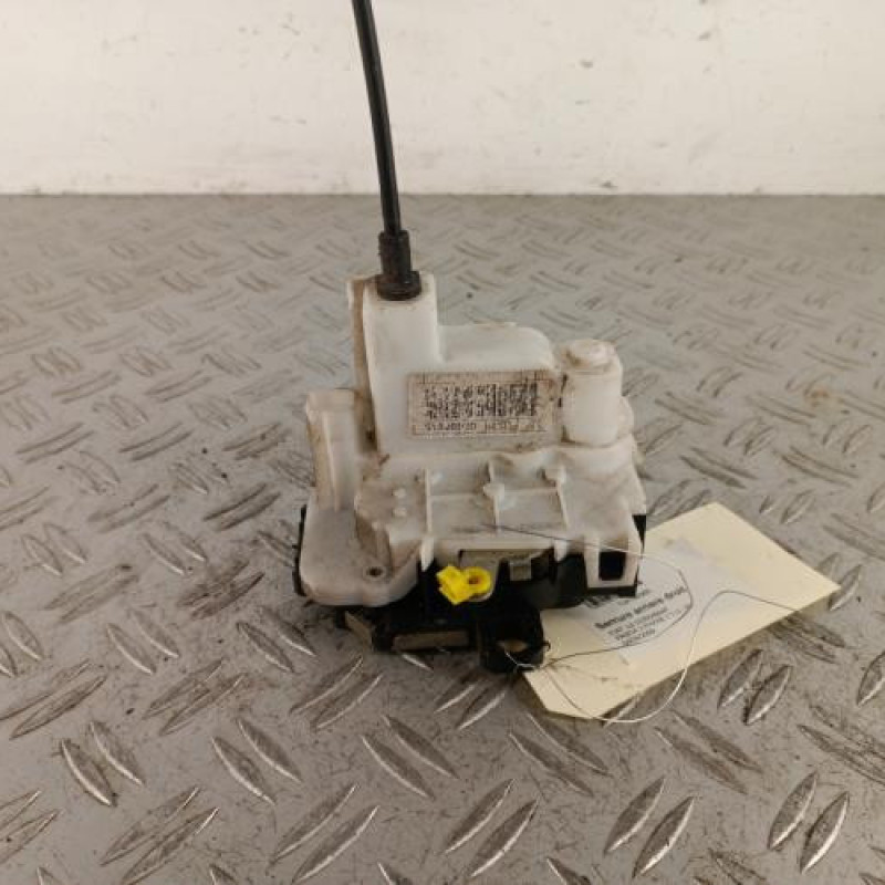 Serrure arriere droit FIAT PANDA 2 Serrure arriere droit FIAT PANDA 2