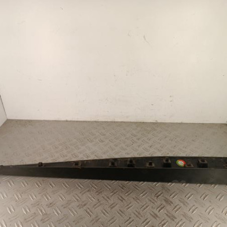 Baguette de porte avant droite RENAULT CLIO 4