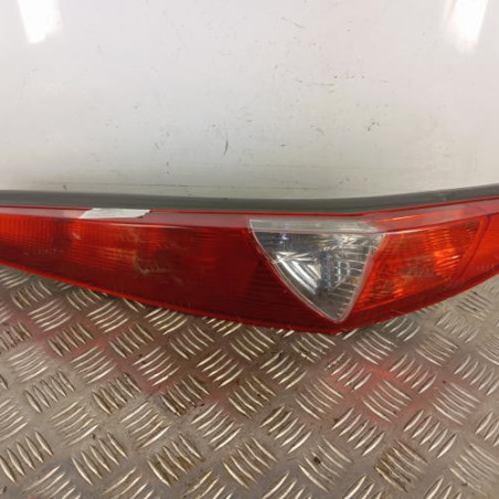 Feu arriere principal gauche (feux) FIAT PUNTO 2