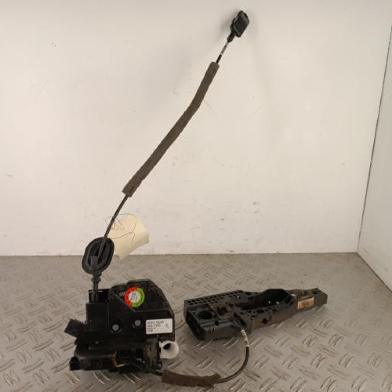 Serrure avant gauche RENAULT CLIO 4 Serrure avant gauche RENAULT CLIO 4