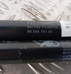 Verin de coffre CITROEN C4 PICASSO 2 Photo n°2