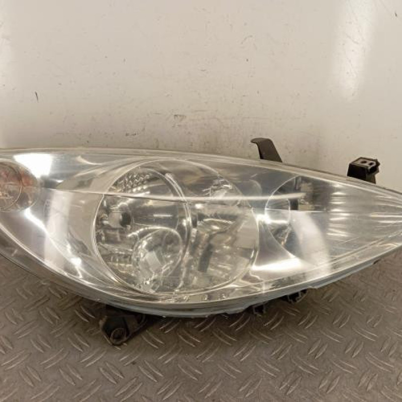 Optique avant principal droit (feux)(phare) PEUGEOT 307