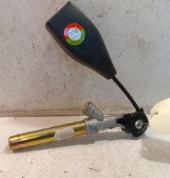 Attache ceinture avant droit RENAULT CLIO 2 Photo n°1