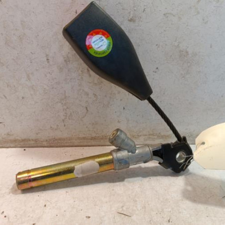 Attache ceinture avant droit RENAULT CLIO 2 Photo n°1