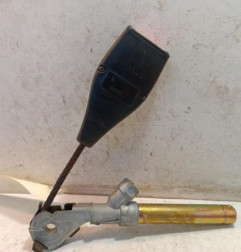 Attache ceinture avant droit RENAULT CLIO 2