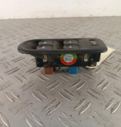 Interrupteur de leve vitre avant gauche RENAULT CLIO 3