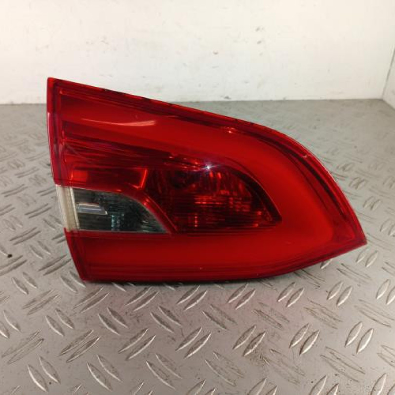Feu arriere secondaire gauche (feux) PEUGEOT 308 2 SW Feu arriere secondaire gauche (feux) PEUGEOT 308 2 SW