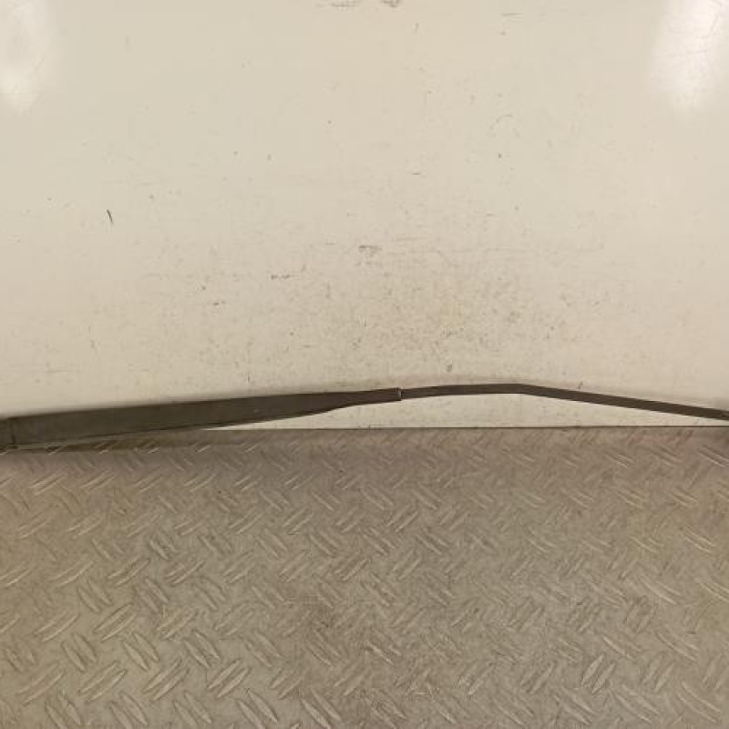 Bras essuie glace avant droit RENAULT CLIO 3