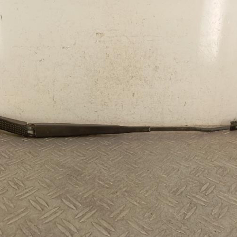 Bras essuie glace avant gauche RENAULT CLIO 3