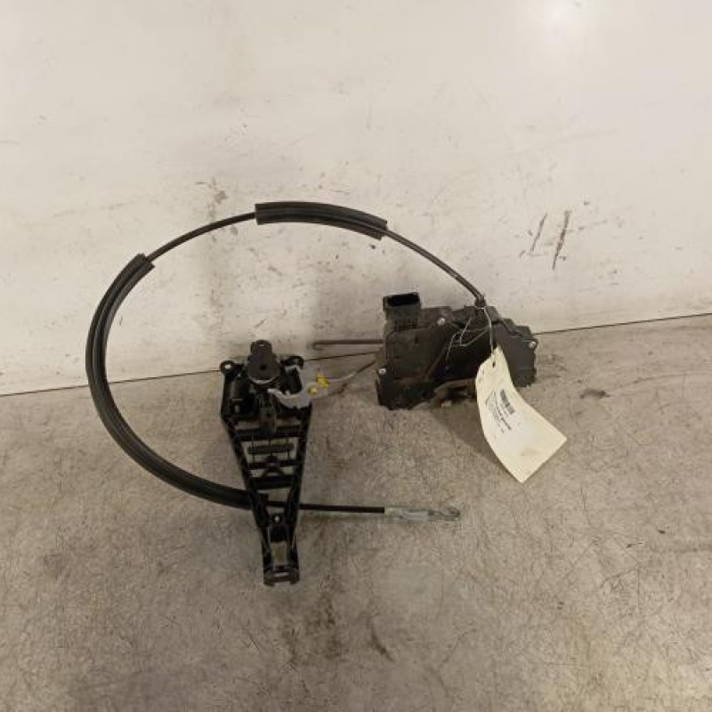 Serrure avant gauche OPEL CORSA D Serrure avant gauche OPEL CORSA D