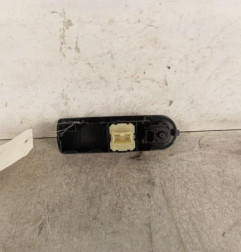 Interrupteur de leve vitre avant gauche RENAULT CLIO 4