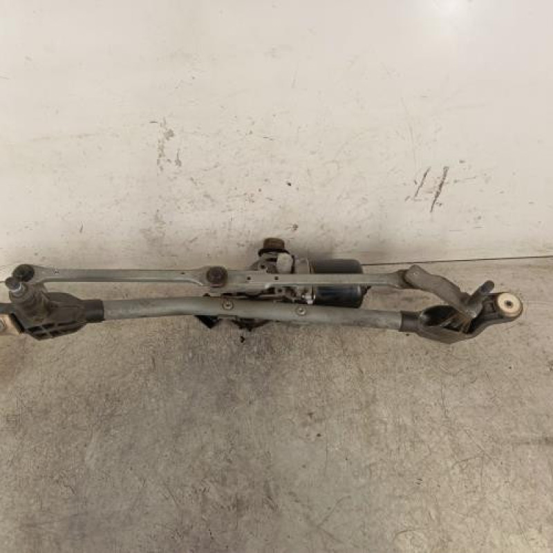 Moteur essuie glace avant RENAULT MEGANE 3