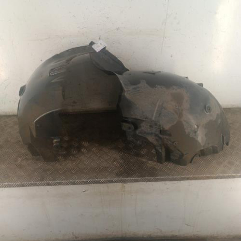 Pare boue avant droit MERCEDES SPRINTER 2 Pare boue avant droit MERCEDES SPRINTER 2