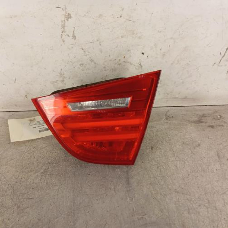 Feu arriere secondaire droit (feux) BMW SERIE 3 E90 Feu arriere secondaire droit (feux) BMW SERIE 3 E90
