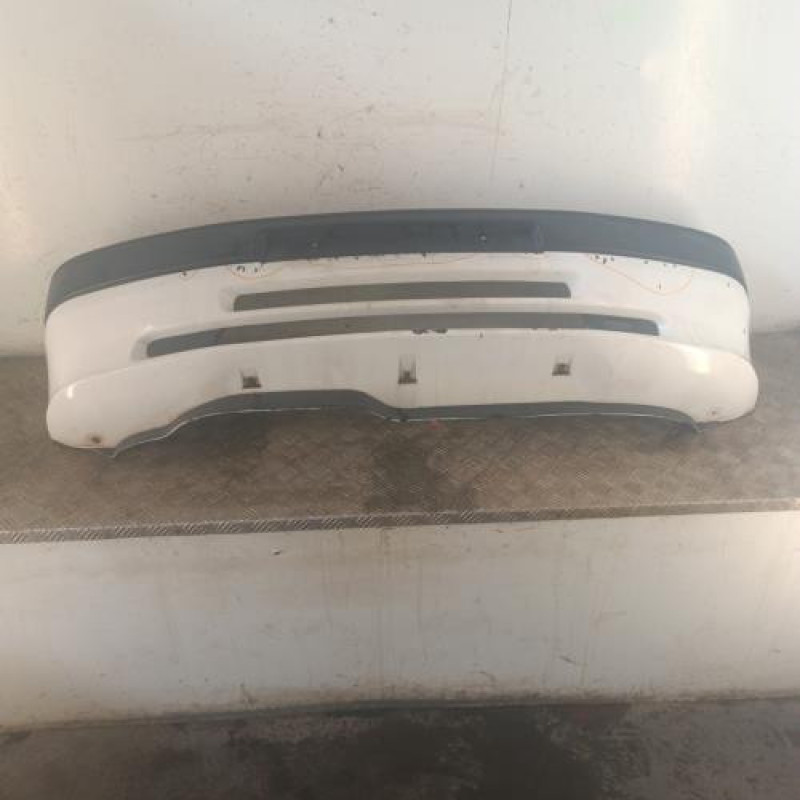 Pare choc avant PEUGEOT 106 Pare choc avant PEUGEOT 106