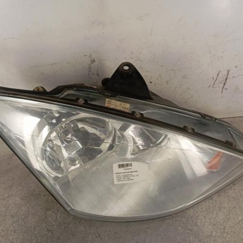 Optique avant principal droit (feux)(phare) FORD FOCUS 1