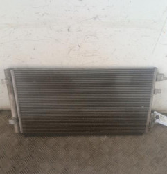 Radiateur clim RENAULT MEGANE 3 Photo n°1