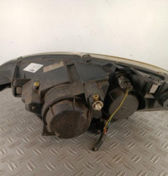 Optique avant principal droit (feux)(phare) PEUGEOT 807