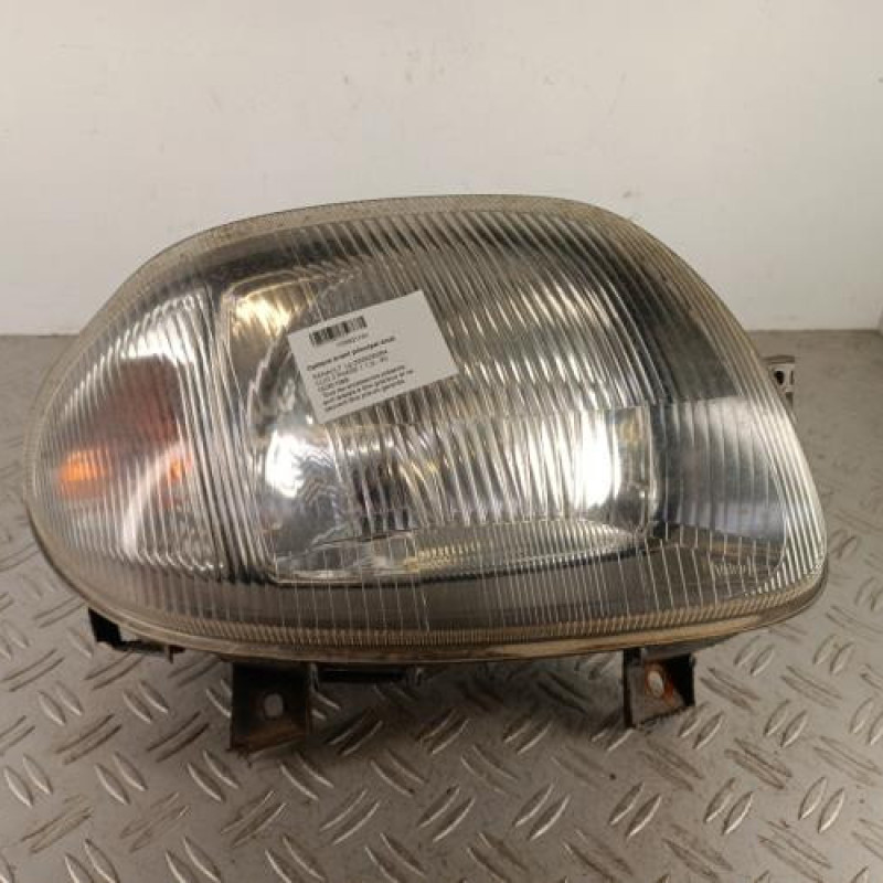 Optique avant principal droit (feux)(phare) RENAULT CLIO 2