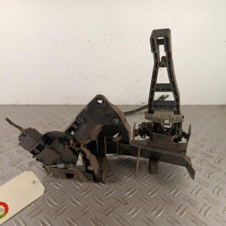 Serrure avant droit FORD FOCUS 2