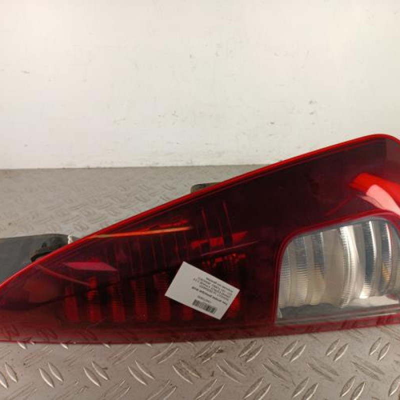 Feu arriere principal droit (feux) RENAULT GRAND ESPACE 4 Feu arriere principal droit (feux) RENAULT GRAND ESPACE 4
