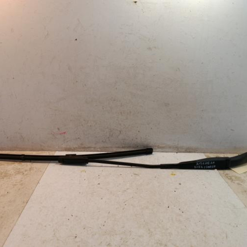 Bras essuie glace avant droit DACIA SANDERO 2
