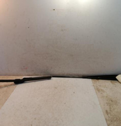 Bras essuie glace avant droit PEUGEOT 2008 1