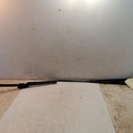 Bras essuie glace avant droit PEUGEOT 2008 1