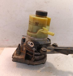Pompe de direction RENAULT TRAFIC 3 COURT