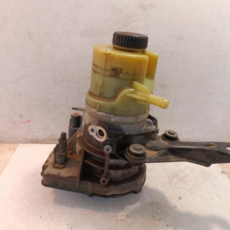 Pompe de direction RENAULT TRAFIC 3 COURT