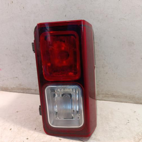 Feu de pare choc arriere gauche RENAULT TRAFIC 3 COURT Photo n°1
