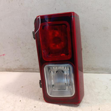 Feu de pare choc arriere gauche RENAULT TRAFIC 3 COURT