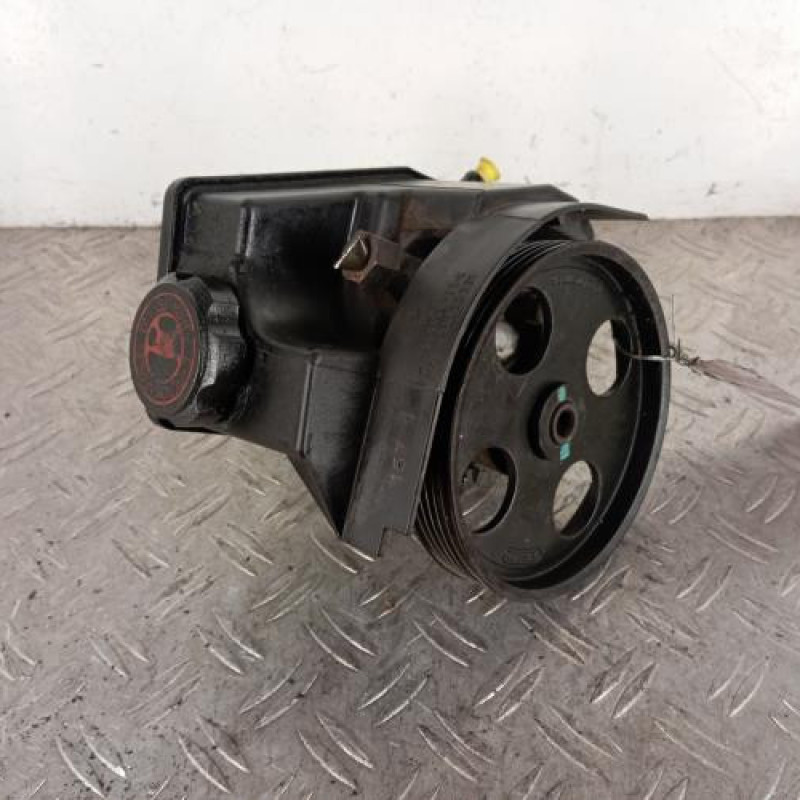 Pompe de direction PEUGEOT 206