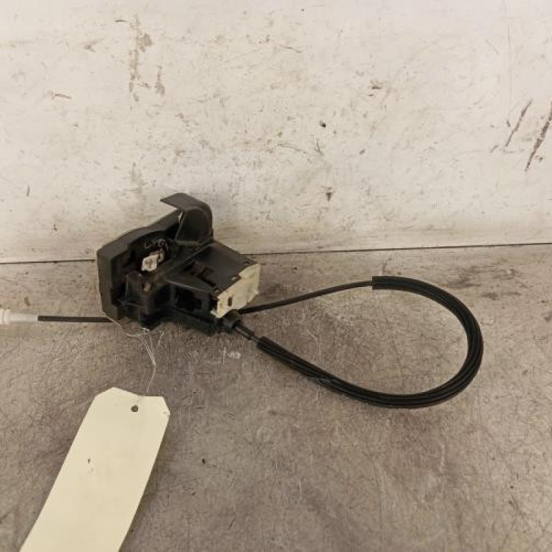 Serrure avant droit RENAULT CLIO 2 Serrure avant droit RENAULT CLIO 2