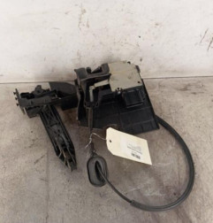 Serrure avant droit FORD FIESTA 5