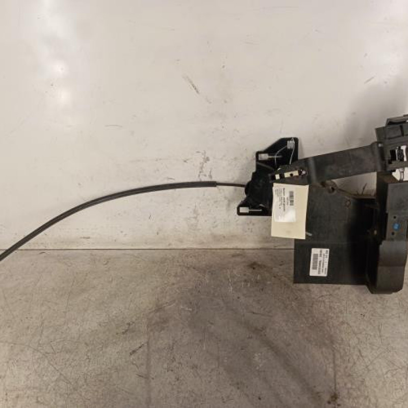 Serrure avant gauche FORD FIESTA 5