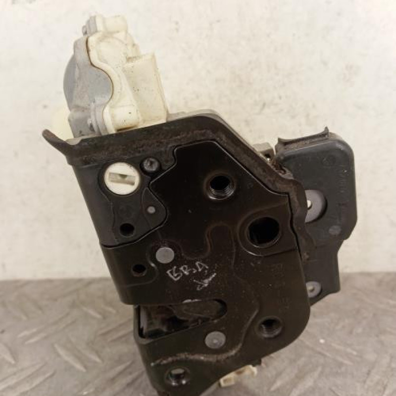 Serrure avant droit AUDI A3 2