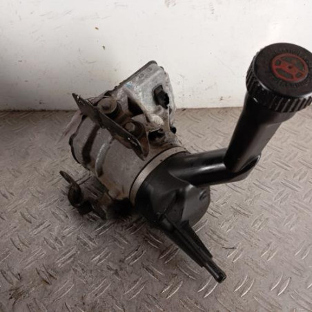 Pompe de direction PEUGEOT 308 1 SW Photo n°1