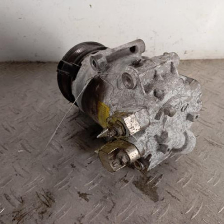 Compresseur clim FORD FIESTA 6