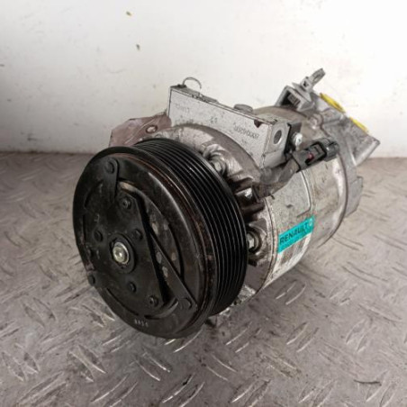 Compresseur clim RENAULT MASTER 3 Photo n°1