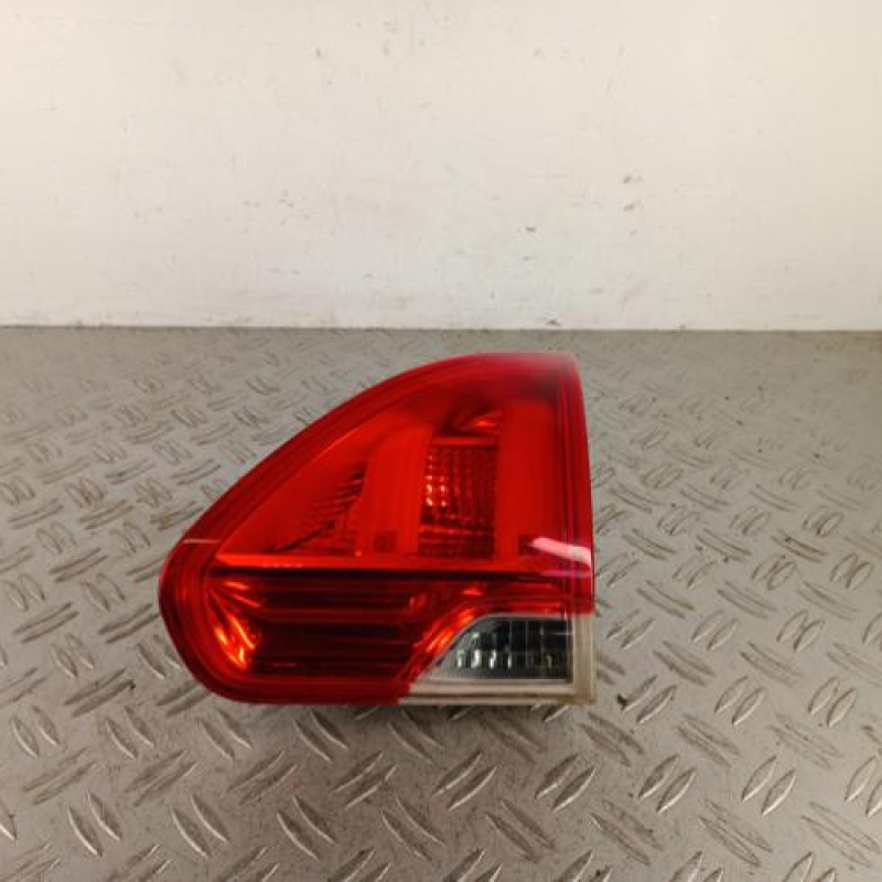 Feu arriere secondaire droit (feux) PEUGEOT 2008 1
