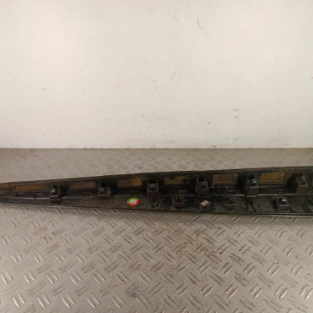Baguette de porte avant gauche RENAULT CLIO 4