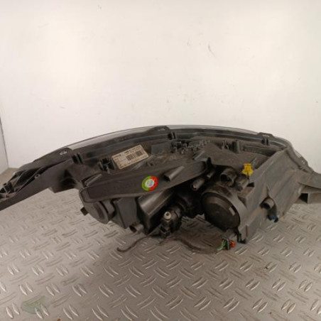 Optique avant principal gauche (feux)(phare) PEUGEOT 2008 1