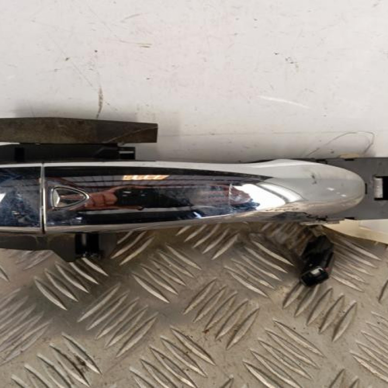 Poignee porte avant droit RENAULT KOLEOS 2 Poignee porte avant droit RENAULT KOLEOS 2