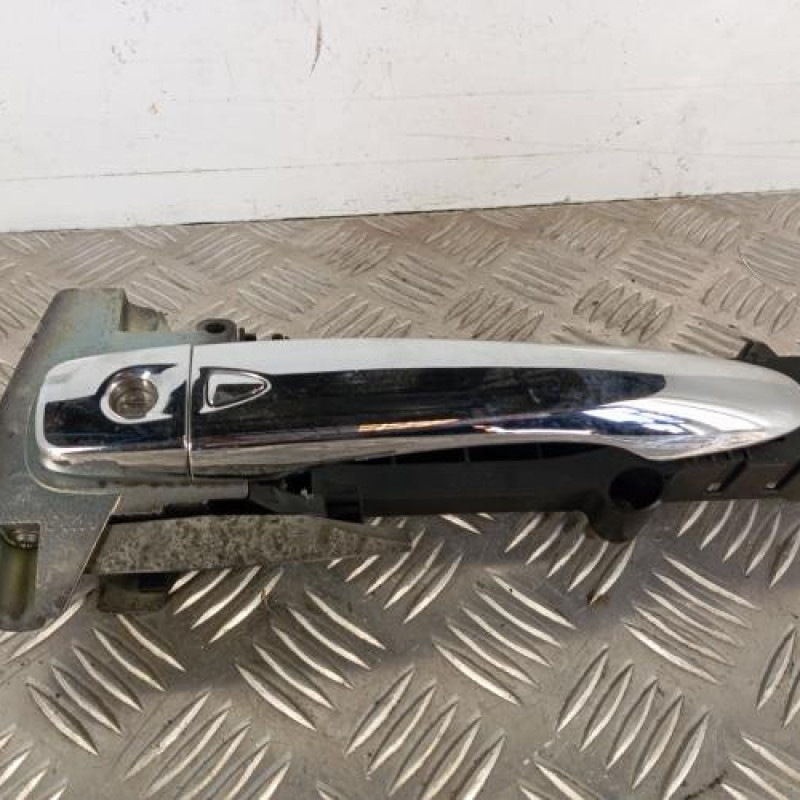 Poignee porte avant gauche RENAULT KOLEOS 2 Poignee porte avant gauche RENAULT KOLEOS 2