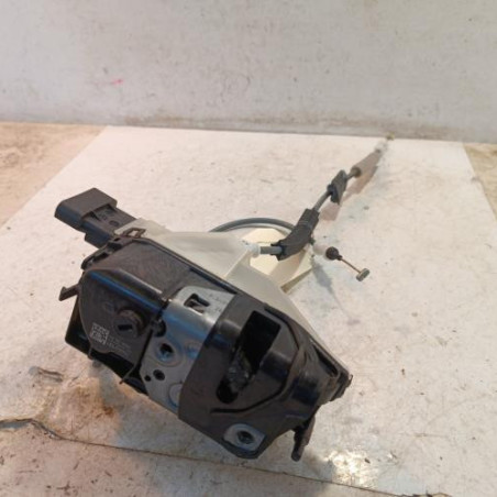 Serrure avant droit PEUGEOT 208 2