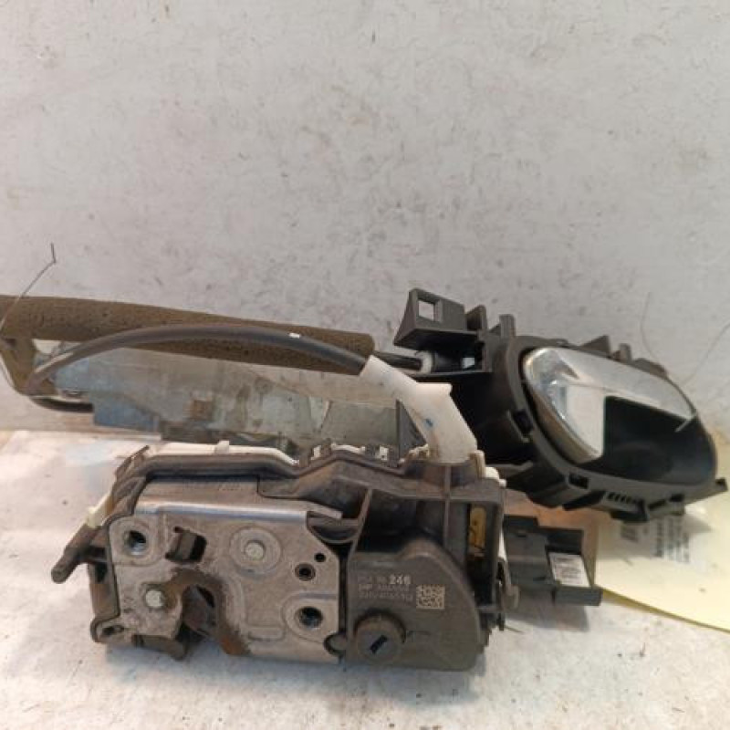 Serrure avant droit CITROEN C3 2